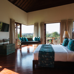 16 Copy of Villa Umah Daun Jakaranda master suite